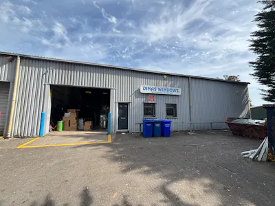 Unit 16, Ty Verlon Industrial Estate, Barry, Industrial To Let - IMG_8723 1.jpeg
