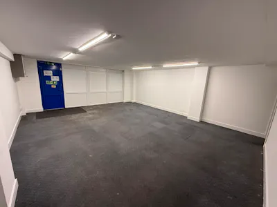 Unit 12, Sandhurst, Canvey Island, Industrial To Let - WhatsApp Image 2026-07-08 at 15.19.13.jpeg