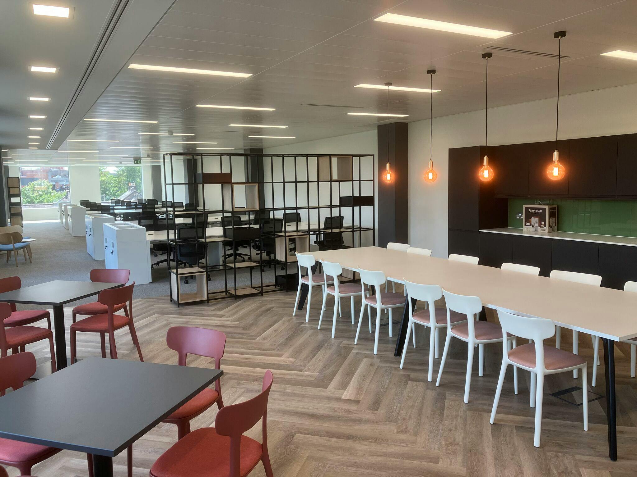 Office in Staines-upon-Thames - photo 3