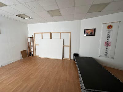 33 The Octagon, Brighton Marina Village, Brighton, Office / Retail To Let - IMG20250725WA0002.jpg