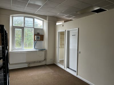 Weighbridge House, Kemys Way, Swansea, Office To Let - IMG_0889.jpg