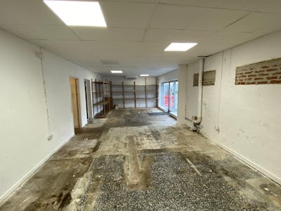 Retail Showroom To Let in Newcastle, Newcastle upon Tyne, Retail / Trade Counter / Showroom To Let - Page 4.JPG