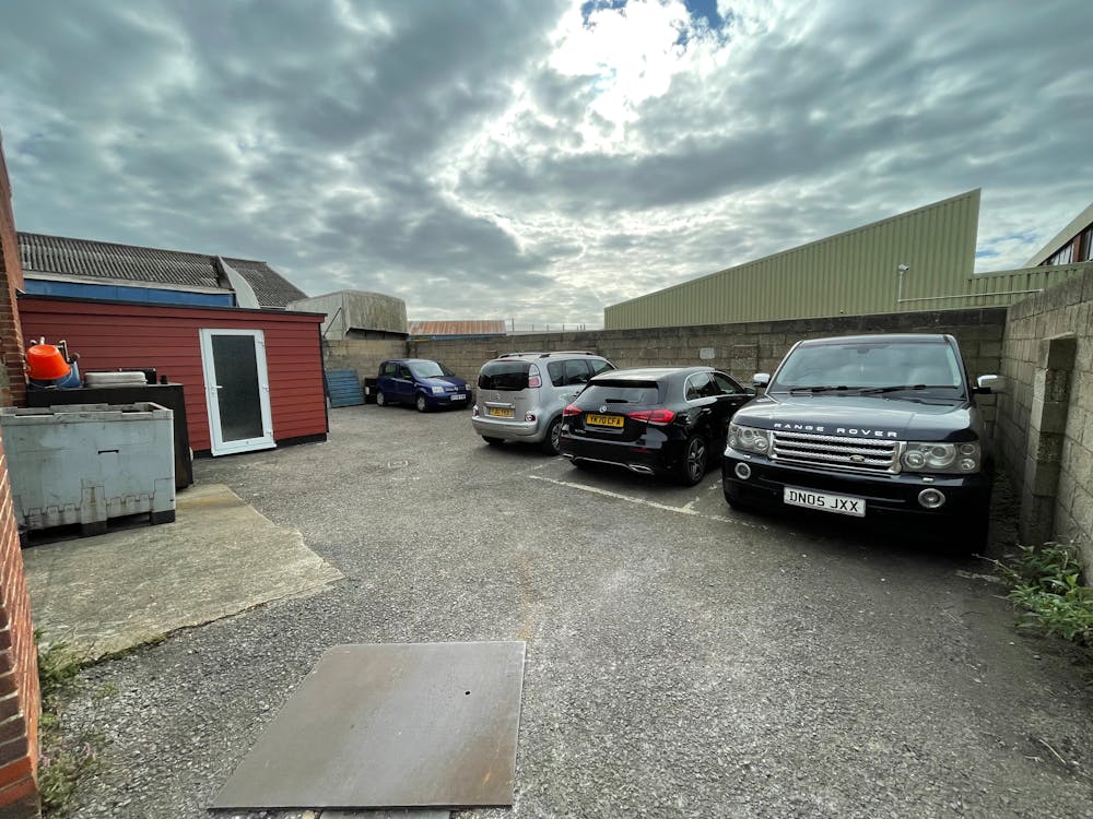 Portsmouth MOT Centre - image00003.jpeg