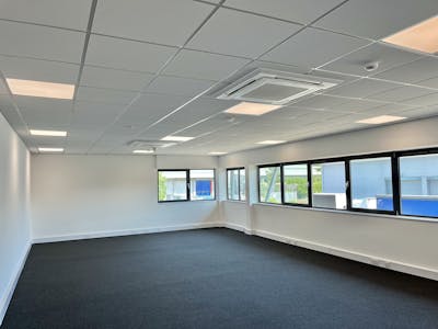 Unit 7 Zodiac Business Park, Uxbridge, Warehouse To Let - 7 Zodiac  Office 1.jpg