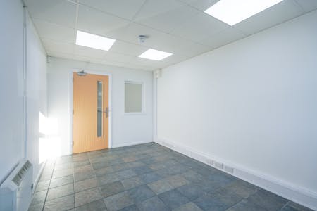 5B East, Budbrooke Road Industrial Estate, Warwick, Industrial/Logistics / Warehouse To Let - Unit 5-1.jpg