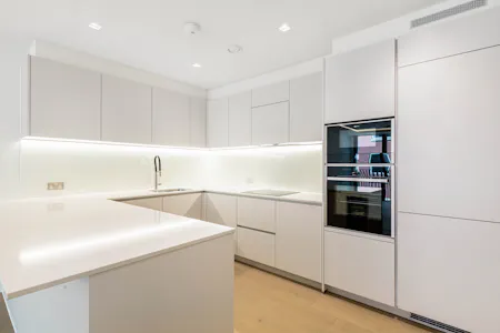 Flat 9, London, Residential Flat To Let - Open-Plan Reception / Kitchen