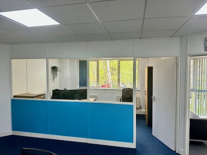 29 Wellington Business Park, Crowthorne, Office For Sale - FTL Office 4.jpg