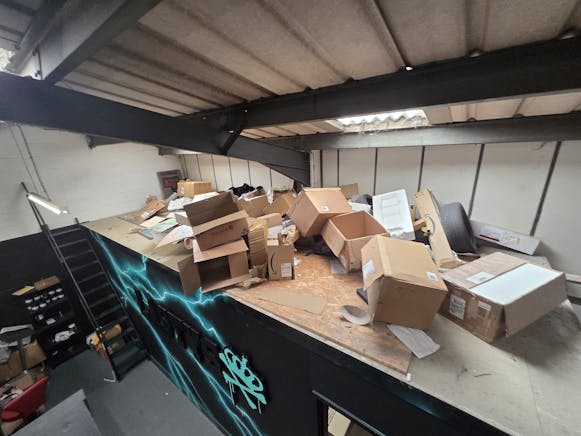 18 Robert Leonard Industrial Estate, Southend-on-Sea, Industrial To Let - WhatsApp Image 20251001 at 124433_8c254ea1.jpg