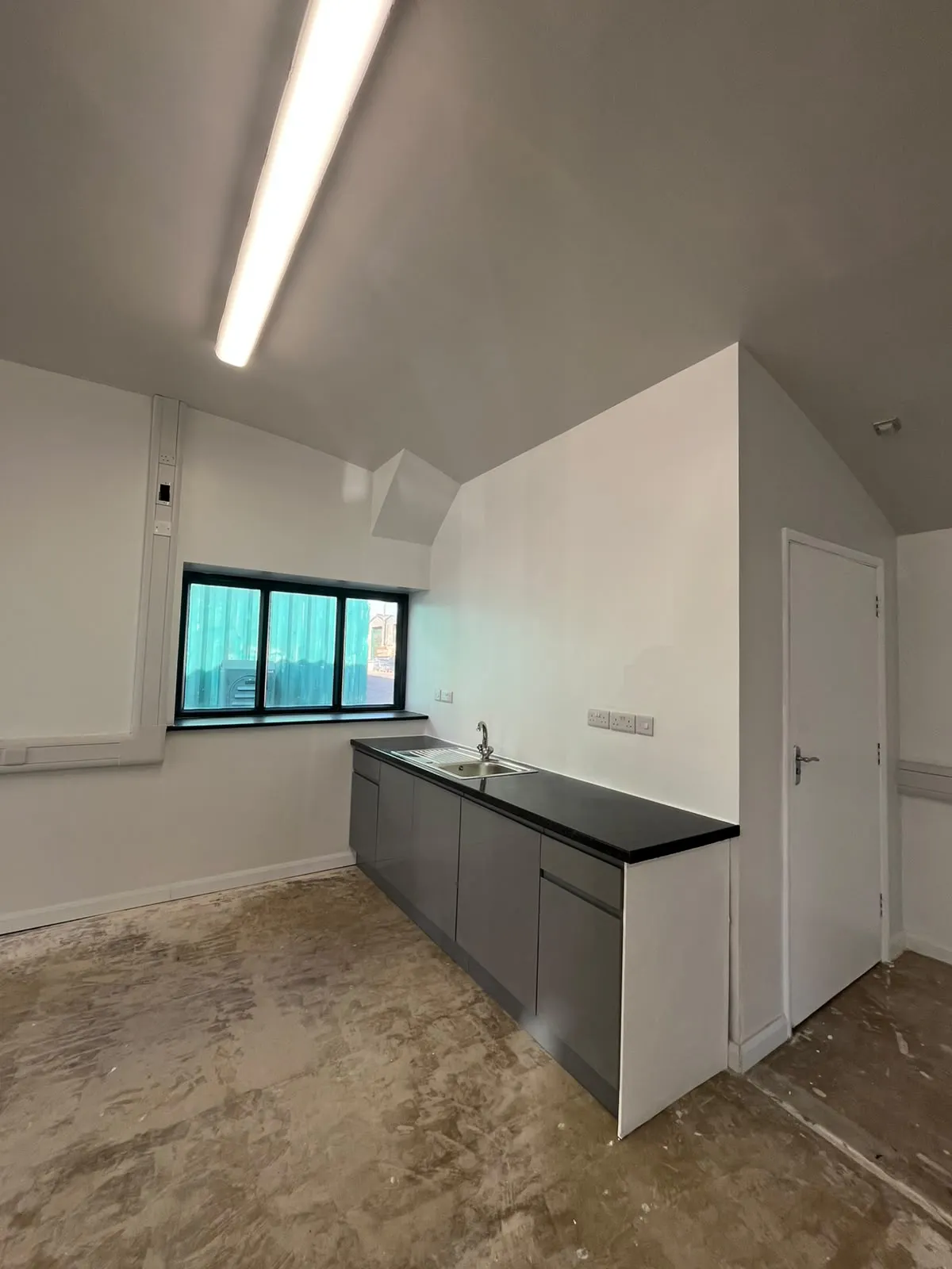 Unit 3, Gawcott Fields, Buckingham To Let - WhatsApp Image 2026-09-25 at 10.33.19 (2).jpeg