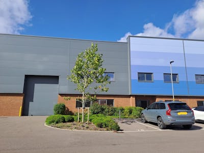 Unit 2 & 3, Vulcan Business Park, Crawley, Industrial / Warehouse To Let - unit 3.jpg