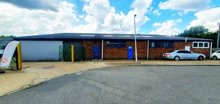 Unit 36, Bates Road,, Romford, Industrial / Warehouse To Let - 20230816_121556  Edited.jpg