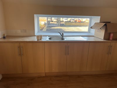 Bradmoor Farm, Stanbridge Road, Aylesbury, Retail / D1 (Non Residential Institutions) To Let - IMG_5082.JPG