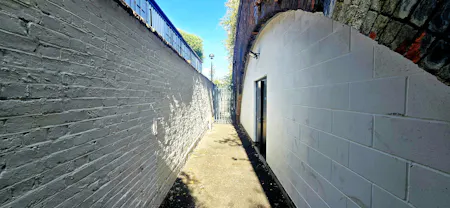 Arch 191, Bancroft Road, Bethnal Green, London, Industrial To Let - 20260806_162717 - Edited.jpg