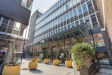 The Courtyard Building, 7 St. Cross Street, London, Office / Serviced Office To Let - _WV_5475 Outdoor Image.jpg