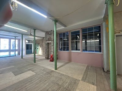10 Newton Street, Manchester, High Street Retail To Let - Int 5.jpg