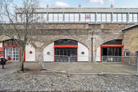 386 & 387 Railway Arches, London, Industrial To Let - 13769342693811f25f5a8.jpg