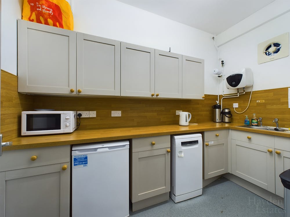 Bridge House - kitchen downstairs.jpg