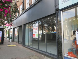 29-31 High Street, Weybridge, Restaurant / Retail To Let - IMG_2068.JPG