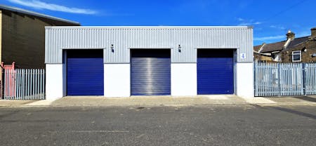 4 Joseph Ray Road, London, Industrial To Let - 20260502_143847 - Edited.jpg