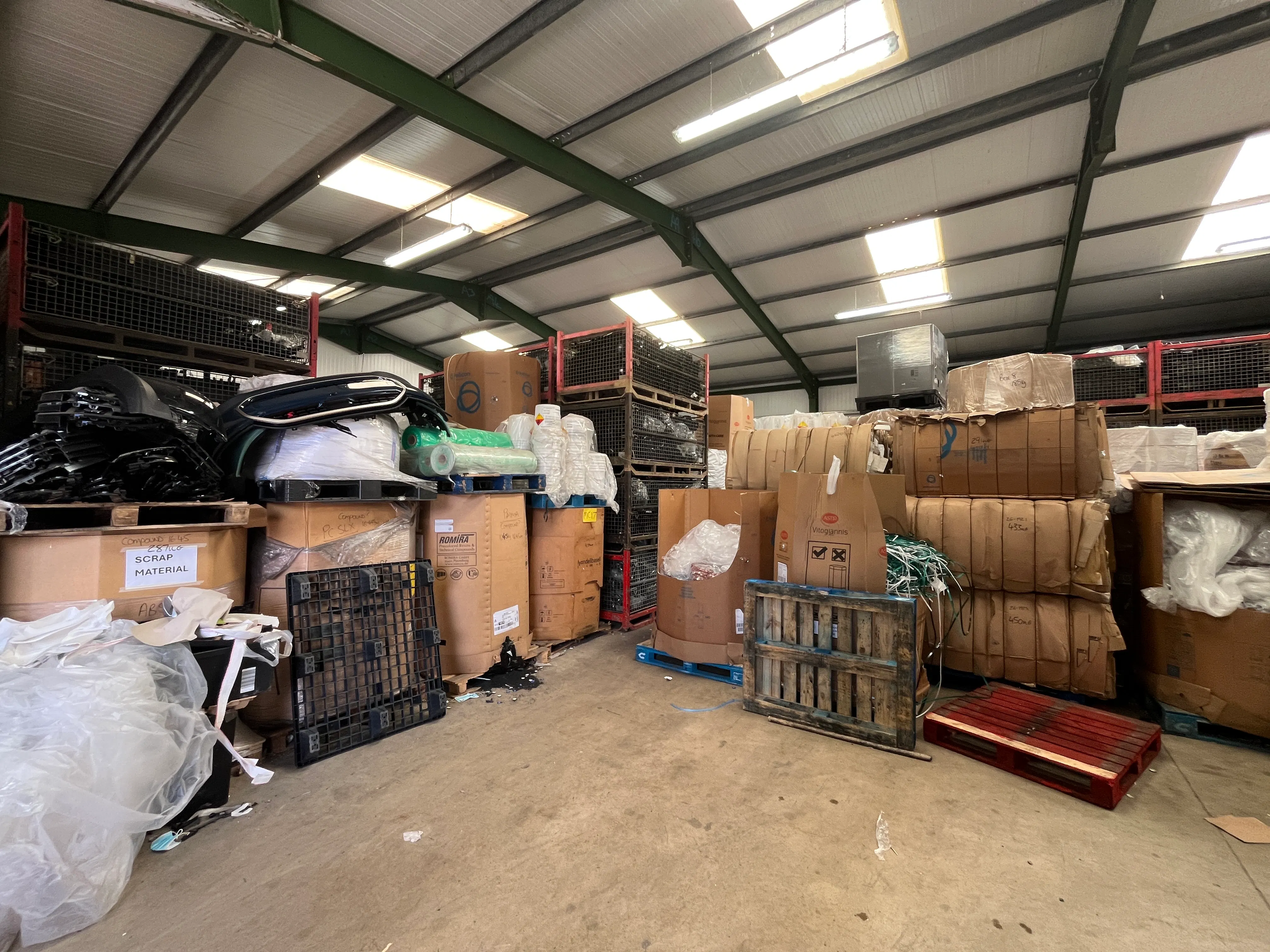 Unit 1 & Unit 2, Georges Farm, Buckingham, Industrial To Let - 20260609_141655420_iOS.jpg