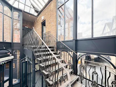 The Griffin Centre, Unit 7, London, Retail To Let - unit 7(5).jpg