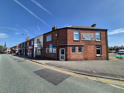 19 Chester Road, Northwich, Retail To Let - 20260812_150504.jpg