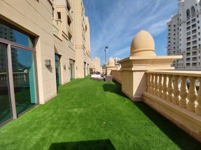 Golden Mile 6, Palm Jumeirah, Dubai, Office / Serviced Office To Let - Terrace.jpg