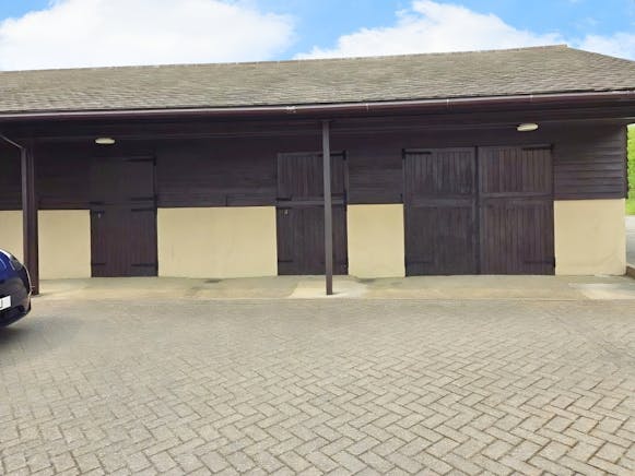 Units at Alexandra Farm, Alexandra Farm, Pudsey Hall Lane, Rochford, Industrial To Let - 8ce71a35a0b39cfaa06949df49509f0e88cb8f82picture.jpg