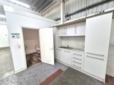 Unit 4, Suthers Street, Oldham, Industrial/Logistics To Let - S9.jpg