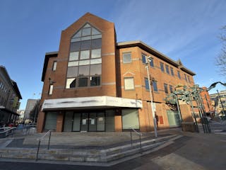 Town Gate House, Woking, Retail To Let - IMG_5871.JPEG