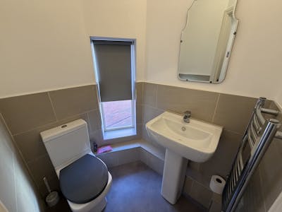 8 The Crescent, Spalding, Retail To Let - IMG_4524.jpeg