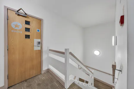 96 Camden High Street, London, Office / Retail To Let - DSC02468.jpg