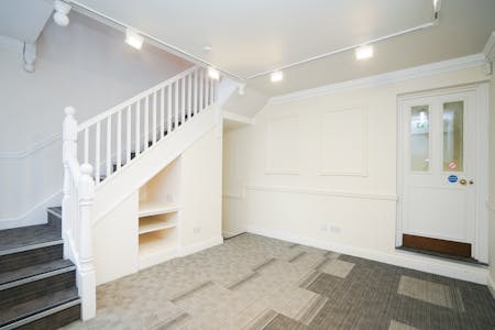 Hawkstone House, Leamington Spa, Office To Let - Wareing  Company11.jpg