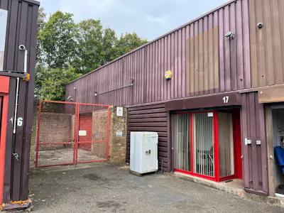 17 Potters Lane, Kiln Farm, Milton Keynes, Automotive / Industrial / Industrial/Logistics / Motortrade / Warehouse / Industrial / Warehouse For Sale - IMG_2453.JPEG