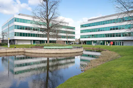 Titan Court, 3 Bishop Square, Hatfield, Office To Let - Titan Court Photography  Wells Design 51.jpg