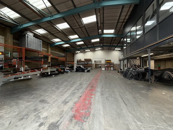 Unit 6 Tower Industrial Estate, Eastleigh, Industrial To Let - IMG_5490.JPEG