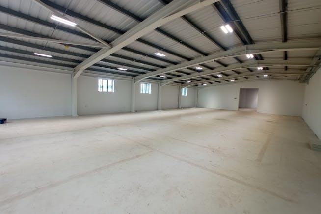 156 Dukes Road, Park Royal, Industrial / Warehouse To Let - 3.jpg
