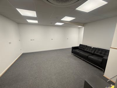 3 Trafalgar Mews, Brighton, Office To Let - IMG_9083.jpeg