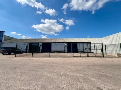 Unit 23, Freemans Parc, Cardiff, Industrial To Let - 22 23 Freemans 04.jpg