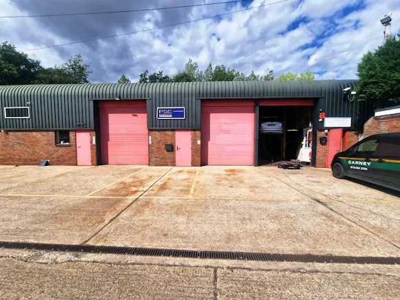 Unit 6A Berry Court Farm, Tadley, Industrial To Let - 20260901_145549.jpg