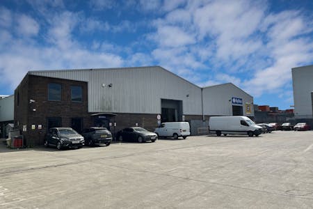 Westgate 2 Avia Park, Staines Road, Heathrow, Industrial/Logistics / Industrial / Warehouse To Let - Front aspect