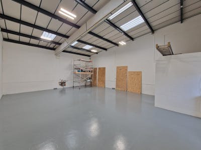 Unit 8, Stockport, Industrial/Logistics To Let - 20240904_102136.jpg