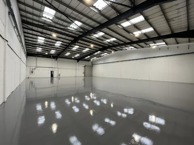 Unit 13, Saxon Way Trading Centre, Saxon Way, West Drayton, Industrial / Warehouse To Let - Photo 5