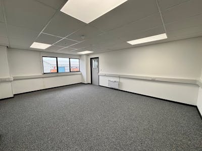 Unit A3 Ashmount Business Park, Upper Fforest Way, Swansea, Industrial To Let - A3 Ashmount 08.jpg