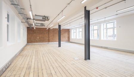 Gensurco House, 46a Rosebery Avenue, London, Offices To Let - 1st floor  library shot 1.jpg