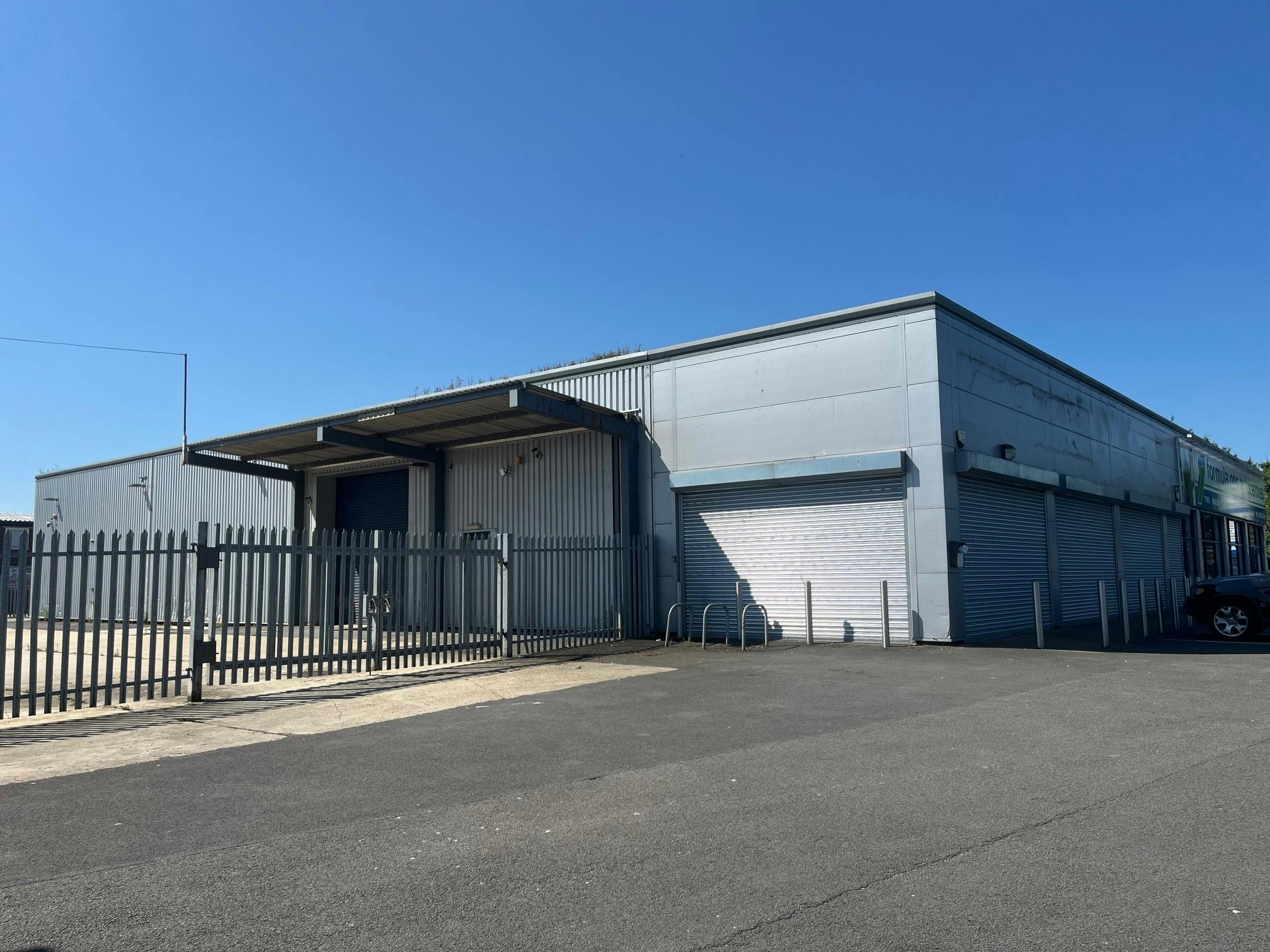 Unit 2268B, Dunbeath Road, Elgin Industrial Estate, Swindon, Industrial To Let - new 1.jpg