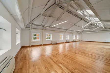 Rochelle School, 16 Playground Gardens, London, Office To Let - MD-BC-ArnoldCircus-11.JPG
