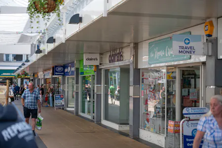 7-9 West Walk, Bristol, Shopping Centre To Let - West Walk #11.jpg