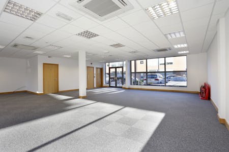 4-7 Teal Court, Anglo Office Park, Amersham, E (Commercial / Business / Service) / Investment / Office For Sale - Unit 4 Anglo Office Pk fpz178699 7.jpg