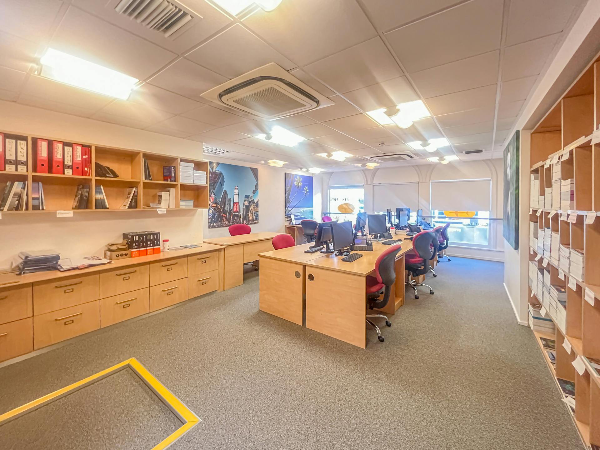 Retail/Shop in Bournemouth - photo 3